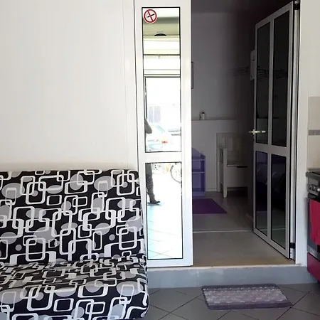 Apartment With One Bedroom In Dubrovnik With Wifi 2 Km From The Beach *