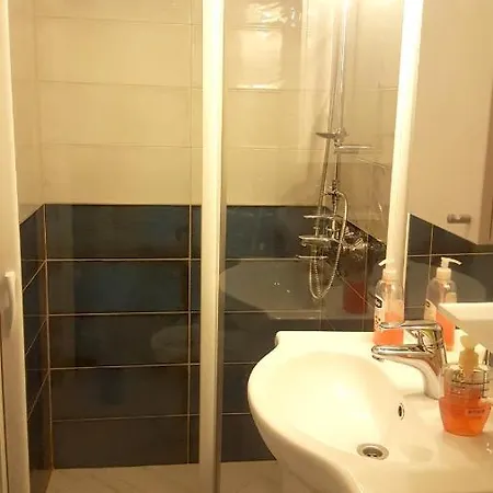 Apartment With One Bedroom In Dubrovnik With Wifi 2 Km From The Beach Apartman *